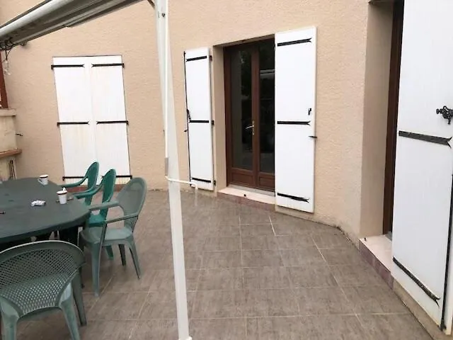 Villa Family House For 8 People In La Palmyre *